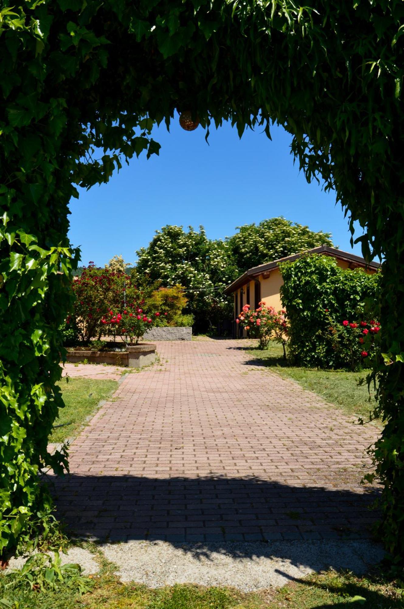 בולסנה Agriturismo "La Fraschetta" מראה חיצוני תמונה