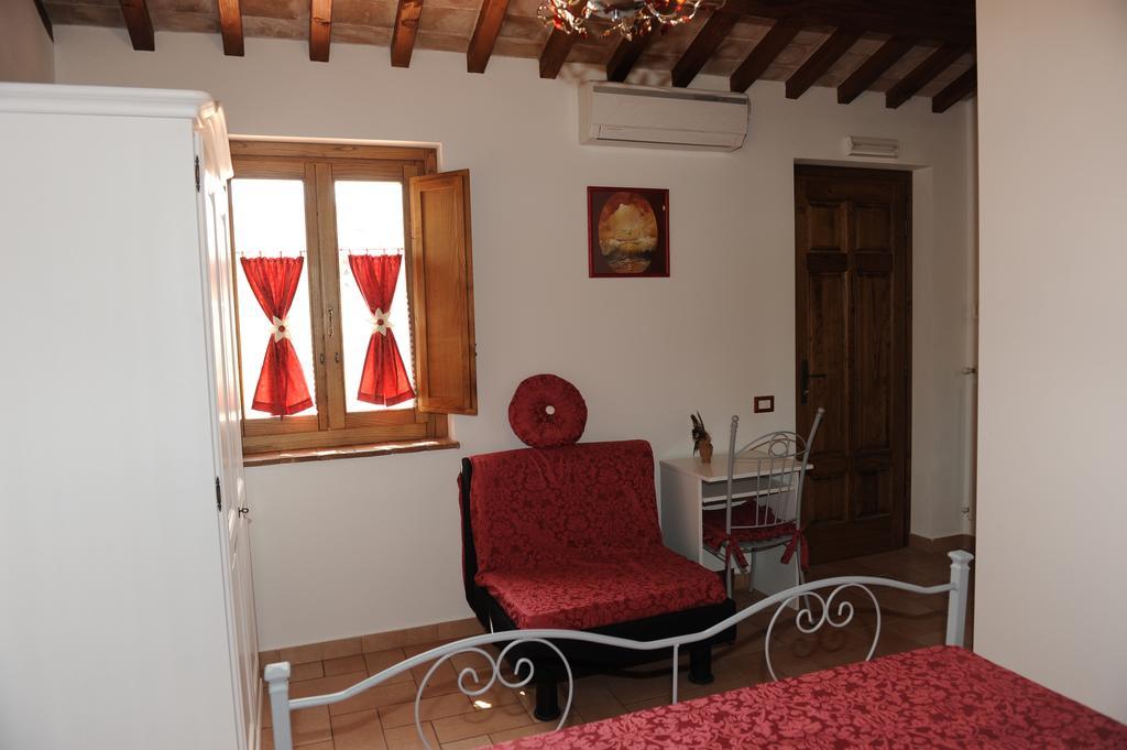 בולסנה Agriturismo "La Fraschetta" מראה חיצוני תמונה